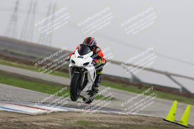 media/Nov-29-2025-TrackDaz (Sat) [[10ae2d9bce]]/B Group/Session 4 (Wheelie Bump)/